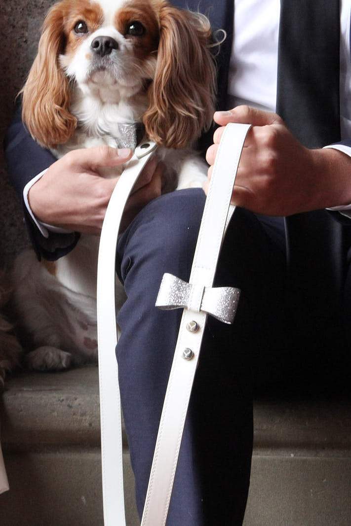 Leather dog leash with bow for a wedding. 